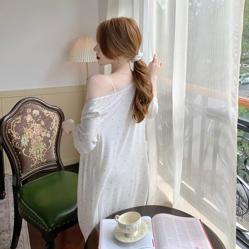 唯美可愛碎花睡衣 / 白色 / ✧100401