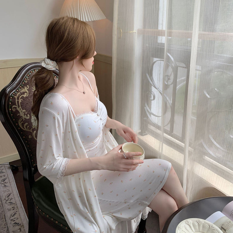 唯美可愛碎花睡衣 / 白色 / ✧100401