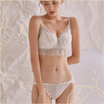 【 網店優惠  7 0 ％ ᴏ ғ ғ 】魅惑女爵零束縛蕾絲內衣套裝 / 灰白色 / ✧200861
